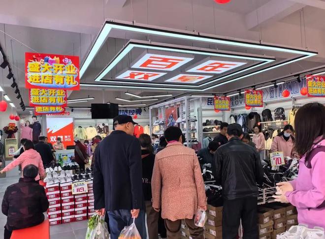 的5个国产运动品牌如今却跌落神坛看谁还在乱跟风必一运动·(B-Sports)网站曾红极一时(图8)